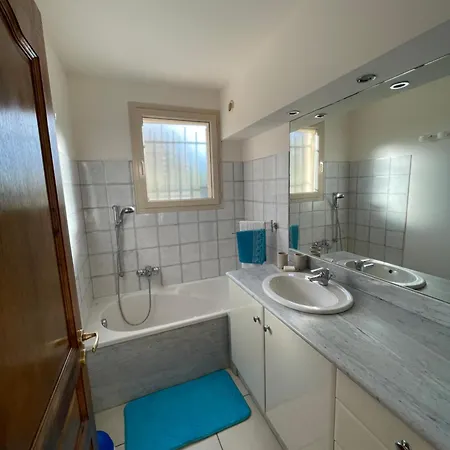 Casa Di Piero E Anna Porto-Vecchio (Corsica)